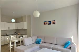 Χώρος καθιστικού στο Sunny Beach Apartments - 126