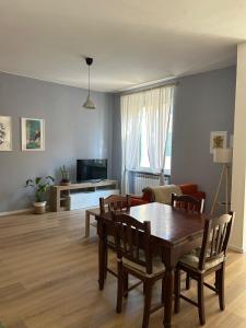 TV a/nebo společenská místnost v ubytování Morroni Apartment