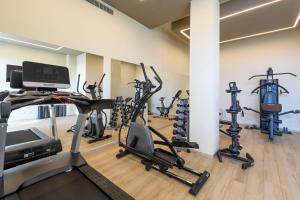 The fitness centre and/or fitness facilities at Mastrojanni Relais