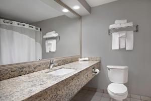 Gallery image of Holiday Inn Express Cleveland Downtown by IHG in Cleveland +47 photos