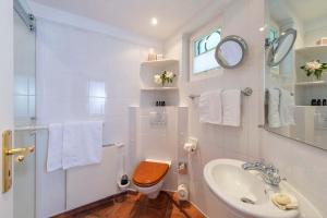 Koupelna v ubytování Benendikenwai 5