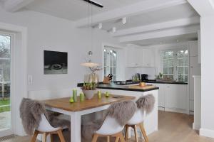 Nhà bếp/bếp nhỏ tại Munkmarscher Chaussee 7