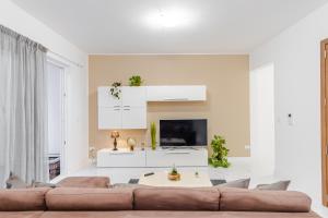Posezení v ubytování Spacious Mellieha 3BR Apartment with Big Balcony and Prime Location