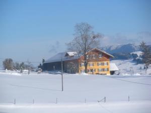 Ferienbauernhof Roth saat musim dingin