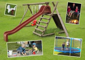 un collage di foto di bambini che giocano su uno scivolo di Ferienbauernhof Roth a Sulzberg