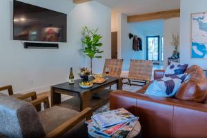 Et opholdsområde på Garden House at Oak & Vine