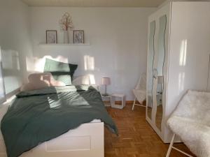 Postel nebo postele na pokoji v ubytování Ferienwohnung in Michelbach an der Bilz