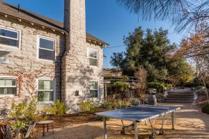 Budova, kde se prázdninový dům nachází