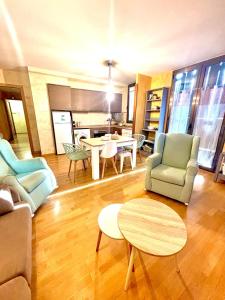 Χώρος καθιστικού στο APARTAMENTO L AÜT