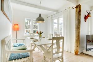 Χώρος καθιστικού στο Idyll Summer house in Hornbæk +25 φωτογραφίες