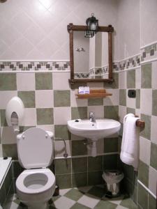 Koupelna v ubytování Hostal Xaloa Orio