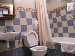 Koupelna v ubytování Hostal Xaloa Orio