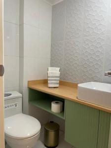 Koupelna v ubytování Leo room