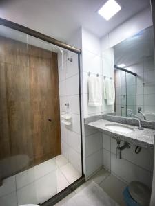 Koupelna v ubytování Laguna Beach vista para a piscina