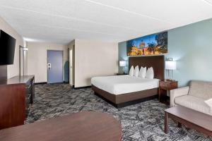 Postel nebo postele na pokoji v ubytování Best Western Atlanta Cumberland Galleria Hotel + 20 fotografií