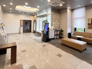 Vstupní hala nebo recepce v ubytování Hotel Route-Inn Shimodate + 28 fotografií