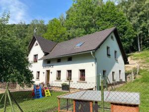 Budova, v ktorej sa dovolenkový dom nachádza
