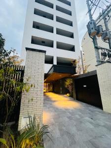 El edificio en el que está el departamento