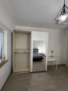 Ein Bett oder Betten in einem Zimmer der Unterkunft Elegant & Spacious 2BR 2BA Unit with Private Patio
