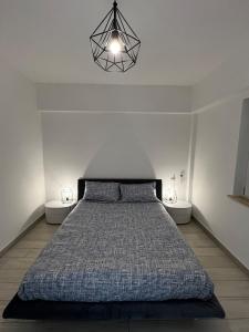 Ein Bett oder Betten in einem Zimmer der Unterkunft Elegant & Spacious 2BR 2BA Unit with Private Patio