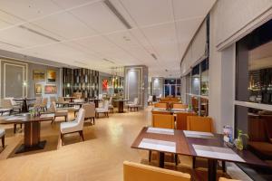 Huangshan Parkview International Hotel餐厅或其他用餐的地方