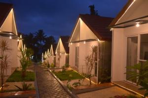 Taman di luar Sambas Cottages