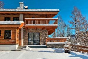 Fotografia z galérie ubytovania Chalet in Saalbach with Panoramic Sauna v destinácii Saalbach Hinterglemm