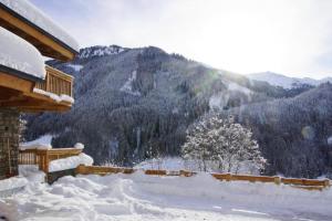Fotografia z galérie ubytovania Chalet in Saalbach with Panoramic Sauna v destinácii Saalbach Hinterglemm