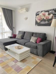 A seating area at Apartments in complex ATIA RESORT