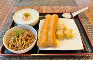 酒店内部或周边提供的食物