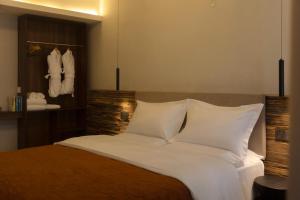 One Zen Lodge Snowy Haven客房内的一张或多张床位