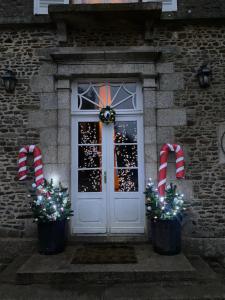 Photo de la galerie de l'établissement la Robiniere minimun 2 nuitées, à Saint-Cyr-en-Pail
