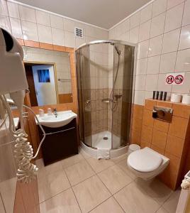 Fotografie z fotogalerie ubytování Hotel TIREST v destinaci Grebiszew