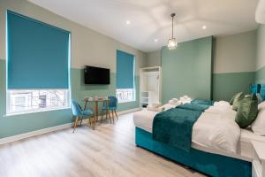 The Chapter Hotels - Finsbury Park客房内的一张或多张床位