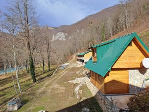 Gallery image of Tara Rafting kamp Hedera in Foča