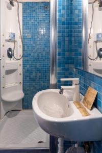 Phòng tắm tại La Grande Casa - City Center