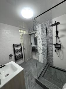Koupelna v ubytování Casa Inna