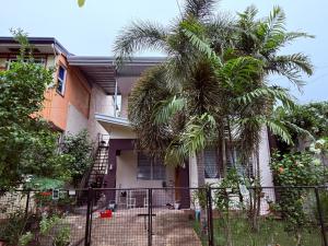 Bygningen som lejligheden ligger i + 18 billeder