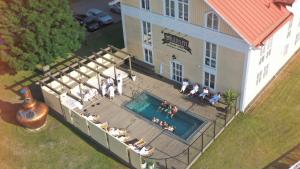 Bazén v ubytování Hotel Skansen nebo v jeho okolí