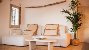 Χώρος καθιστικού στο Begur Salty House Sa Tuna