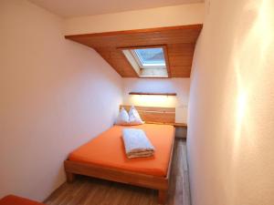 Posteľ alebo postele v izbe v ubytovaní Apartment Krismer by Interhome