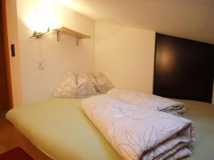 Posteľ alebo postele v izbe v ubytovaní Apartment Krismer by Interhome