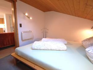 Posteľ alebo postele v izbe v ubytovaní Apartment Krismer by Interhome