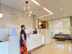 Ο χώρος του λόμπι ή της ρεσεψιόν στο Studio Condo at Ayala Centrio Mall with Unli Wifi and Netflix