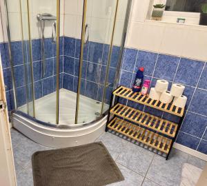 Ένα μπάνιο στο Cozy Accrington Retreat