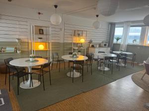 Posezení v ubytování Multi Challenge Hostel