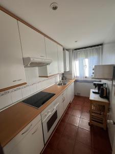 Køkken eller tekøkken på La Fragüa de Solatorre