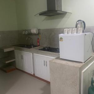 Η κουζίνα ή μικρή κουζίνα στο Home krabi Thailand +10 φωτογραφίες