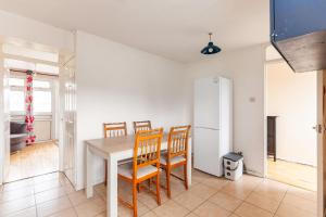 Galeriebild der Unterkunft Spacious Home by Lee Valley Rafting Waltham Cross in Waltham Cross