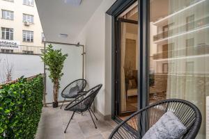 Balkón alebo terasa v ubytovaní Elegant, high end, central condo